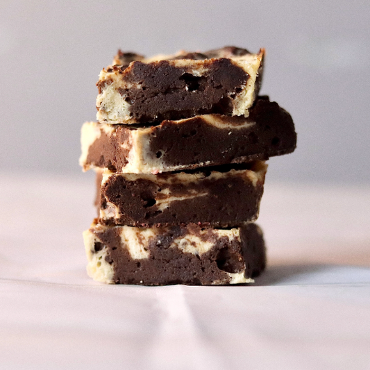KETO CREAM CHEESE BROWNIES